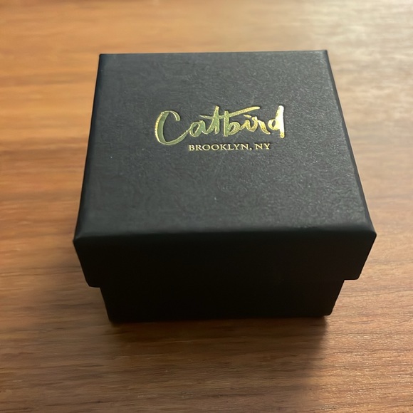 Catbird Classic Hammered Gold Ring, size 9 - Picture 8 of 10